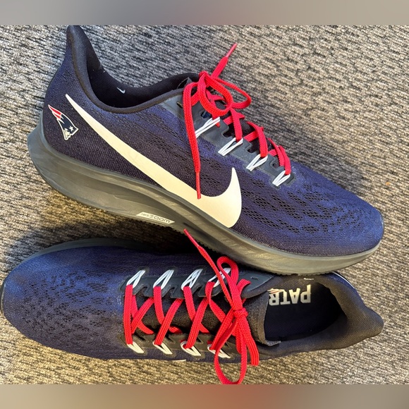 Nike X New England Patriots Air Zoom Pegasus 36 Sneakers Men's Size 13